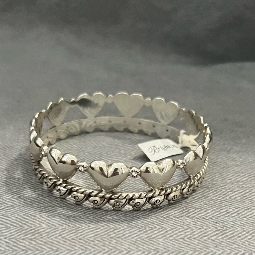 NWT Rare Brighton Mandla Love bangle